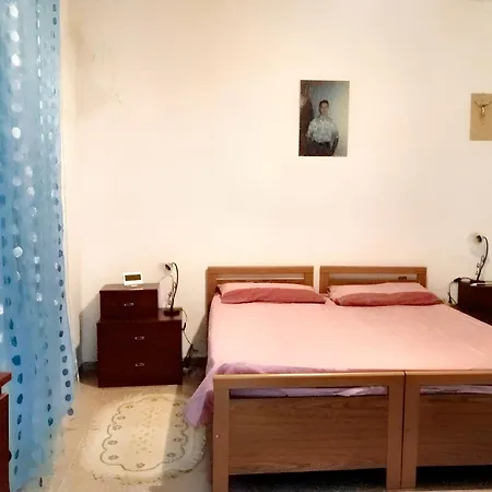 펜션 Warm House In With Fenced Garden *
